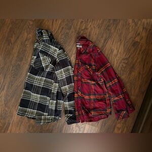 Set of 2 flannels